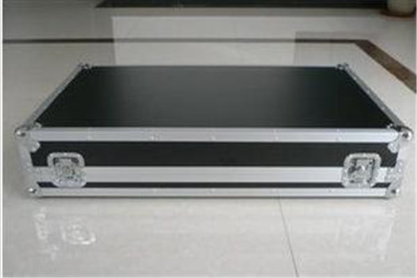 非轮式中型航空箱